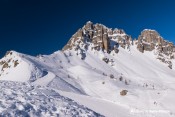 les aiguilles chabrieres sous neige depuis sommet station