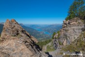 vue serre poncon au dessus la platriere sentier meale