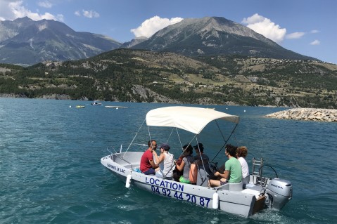 Aqua Detente Pros - Location Bateau Avec / Sans Permis Savines